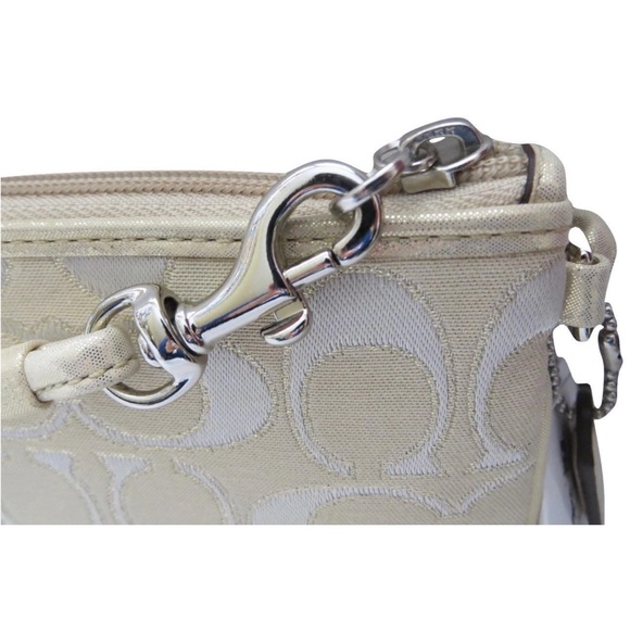 🍍Coach Poppy Heart Khaki Shimmering Gold Signature Wristlet Purse Coach Poppy - Picture 5 of 10